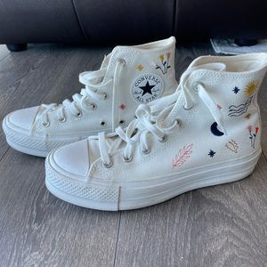 Women’s Converse limited edition